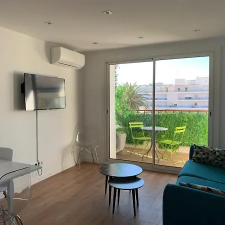 Two Bedroom Rouaze *